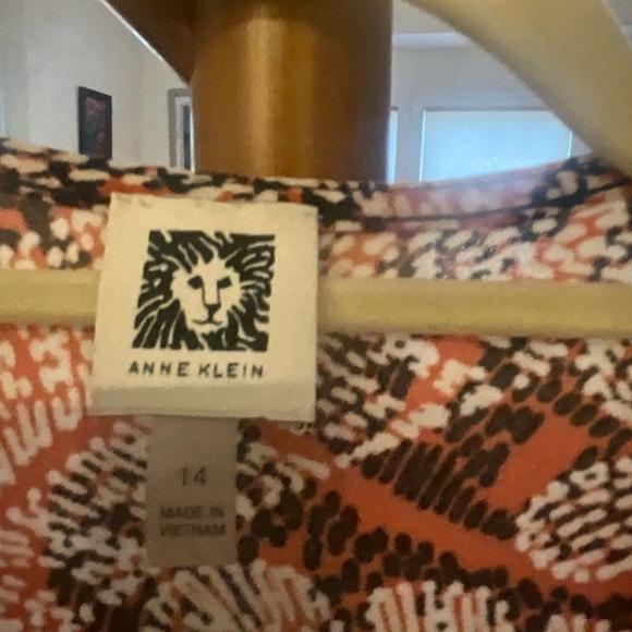Anne Klein Orange and Black Floral Short Sleeve Dress - Picture 4 of 6